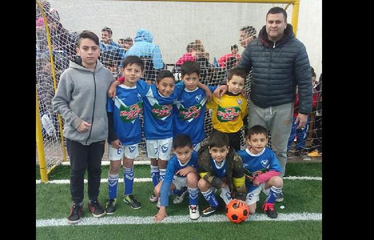 Categoría 2010:  Benjamín, Laureano, Jeremías, Geremías, Leandro, Benicio y Ciro. Entrenador: Martín. Ayudante: Agustín.