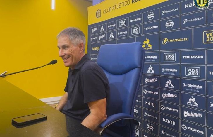 Ariel Holan en conferencia de prensa  post victoria ante Los Andes