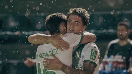 Tiziano Perrotta y Mauro Méndez, dupla ofensiva de banfield. Tiziano Perrotta y Mauro Méndez, dupla ofensiva de banfield.