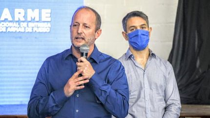 Martín encabezó la presentación en el Microestadio.