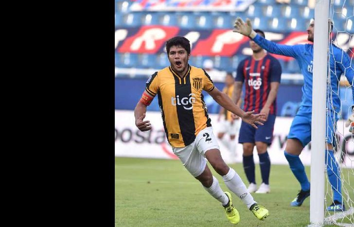 El defensor paraguayo suma cinco goles en Guaraní.