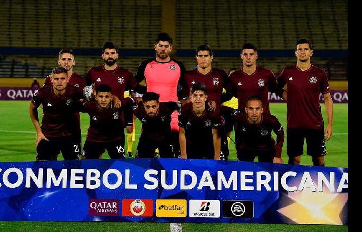 Lanús había eliminado a Universidad Católica de Ecuador.