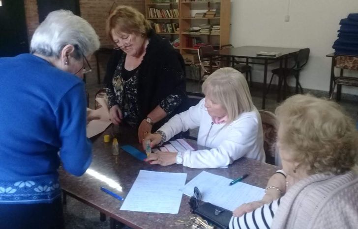 El taller que se dictará en Temperley busca fomentar la creatividad en los adultos mayores.&nbsp;