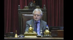 zzzznacp2 NOTICIAS ARGENTINAS BAIRES FEBRERO 23 Vista del Senado de la Nacion donde se tratan los pliegos de los doce embajadores extraordinarios y plenipotenciarios de origen politico y el de la UNESCO propuestos por el poder ejecutivo, en el Congreso Nacional. FOTO NA Luciano Ingaramo / Prensa Senado zzzz