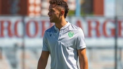 Bisanz estuvo dos años y medio en Banfield.