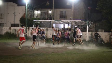 Pibes de distintos barrios de Lomas de Zamora participaron de la competencia.