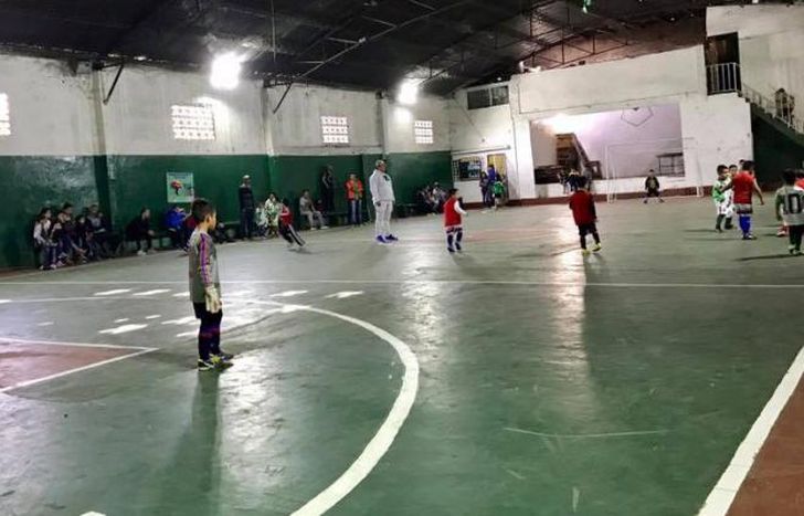 La charla es abierta a todos los clubes.