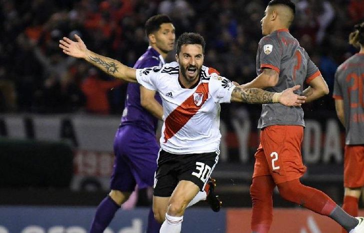 Ignacio Scocco irá desde el arranque en el ataque Millonario.