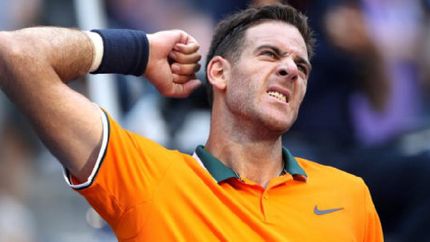 Juan Martín del Potro enfrenta a John Isner por un lugar en semifinales.