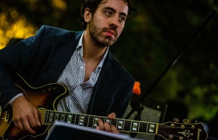 Federico disfruta de los espectáculos que realiza en los cruceros, pero tiene en mente volver al país y lanzar un disco.