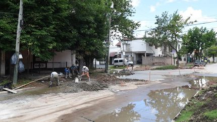 Hay arreglos en más de 16 cuadras de Doyhenard, en Llavallol.