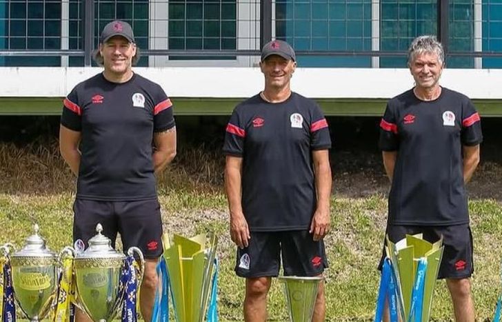 Reggi, Troglio y Martín siguen juntos.