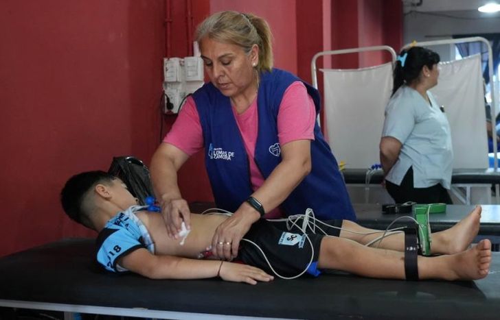 En el primer operativo hicieron controles a más de 500 chicos y chicas.