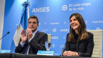 Massa y Raverta hicieron el anuncio.