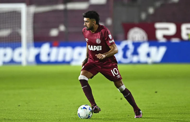 Marcelino Moreno vuelve a la convocatoria en Lanús.