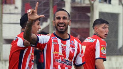 Alejandro Benítez convirtió un gol clave ante Cañuelas. Alejandro Benítez convirtió un gol clave ante Cañuelas.