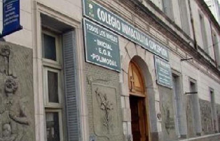 La Inmaculada Concepción de Lomas, sobre la calle Boedo.