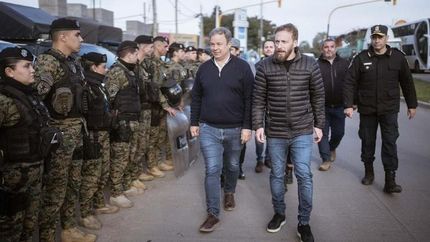 Otermín y Cascallares supervisaron un operativo en Ruta 4 y Capitán Moyano.