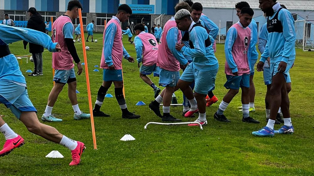Temperley se entrena pensando en Colegiales.