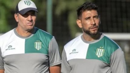 Daniel Bilos y Julio Barraza regresan a las Inferiores de Banfield. Daniel Bilos y Julio Barraza regresan a las Inferiores de Banfield.