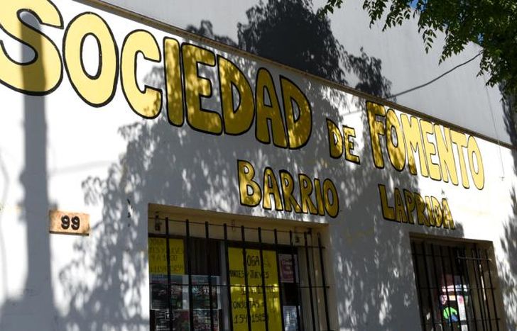 En Manuel de la Falla 99, esquina Boedo, Lomas.