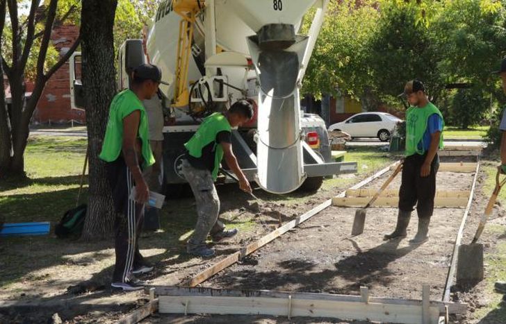 Va a tener canchas para practicar varios deportes.