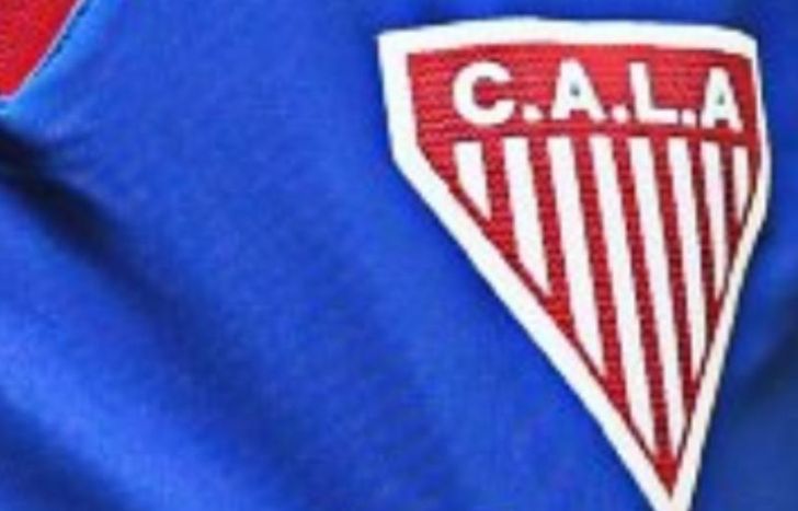 Los Andes tiene nueva camiseta alternativa.