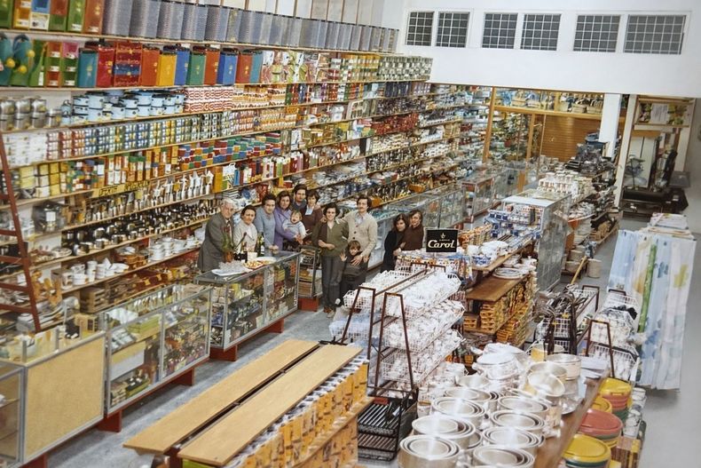 Toda la familia se mostró agradecida a los clientes de Lomas de Zamora por los años compartidos.