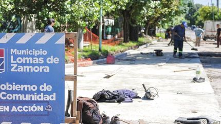 abrieron nuevos frentes de bacheo en las calles de lomas: el mapa de obras