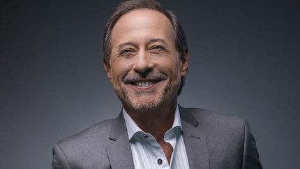 Guillermo Francella narra Muchachos.