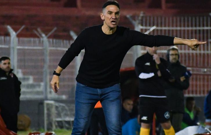 Lemos reconoció la entrega del equipo.