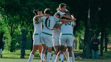 En fútbol femenino, Banfield pisa fuerte. En fútbol femenino, Banfield pisa fuerte.
