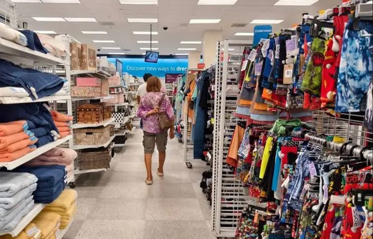 Por la desregulación de Javier Milei, China acapara el 70% de la importación textil.