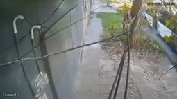 El accidente ocurrido en Villa Fiorito quedó filmado en un video.
